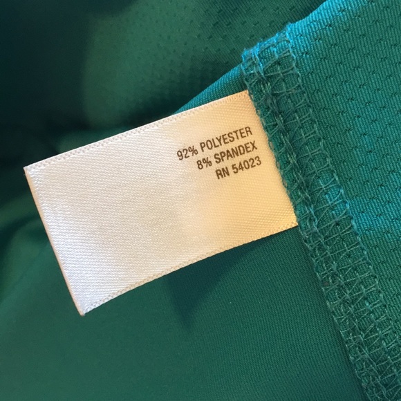 Old Navy active top - Picture 7 of 7